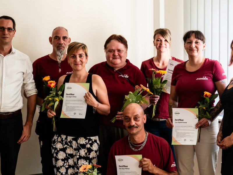 BK012026 – 8 Teilnehmer Auxilium Therapieverbund — Abschlussgruppe Qualifizierung zur Betreuungskraft nach §53b SGB XI - Für stationäre und ambulante Betreuung